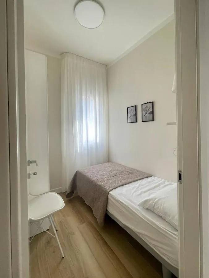 Villa Emma -Walterigato Apartments Solo Per Famiglie Lido di Jesolo
